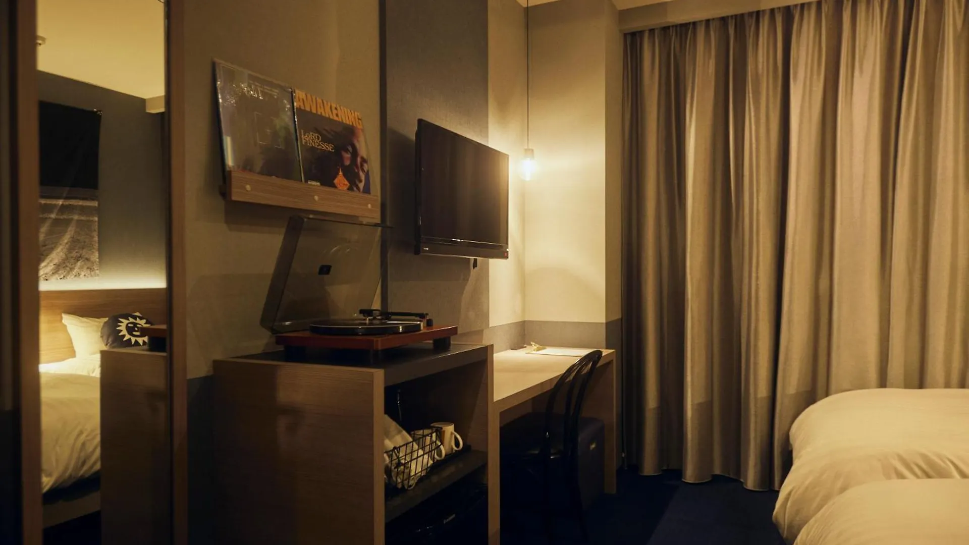 Hotel She, Osaka 3*,