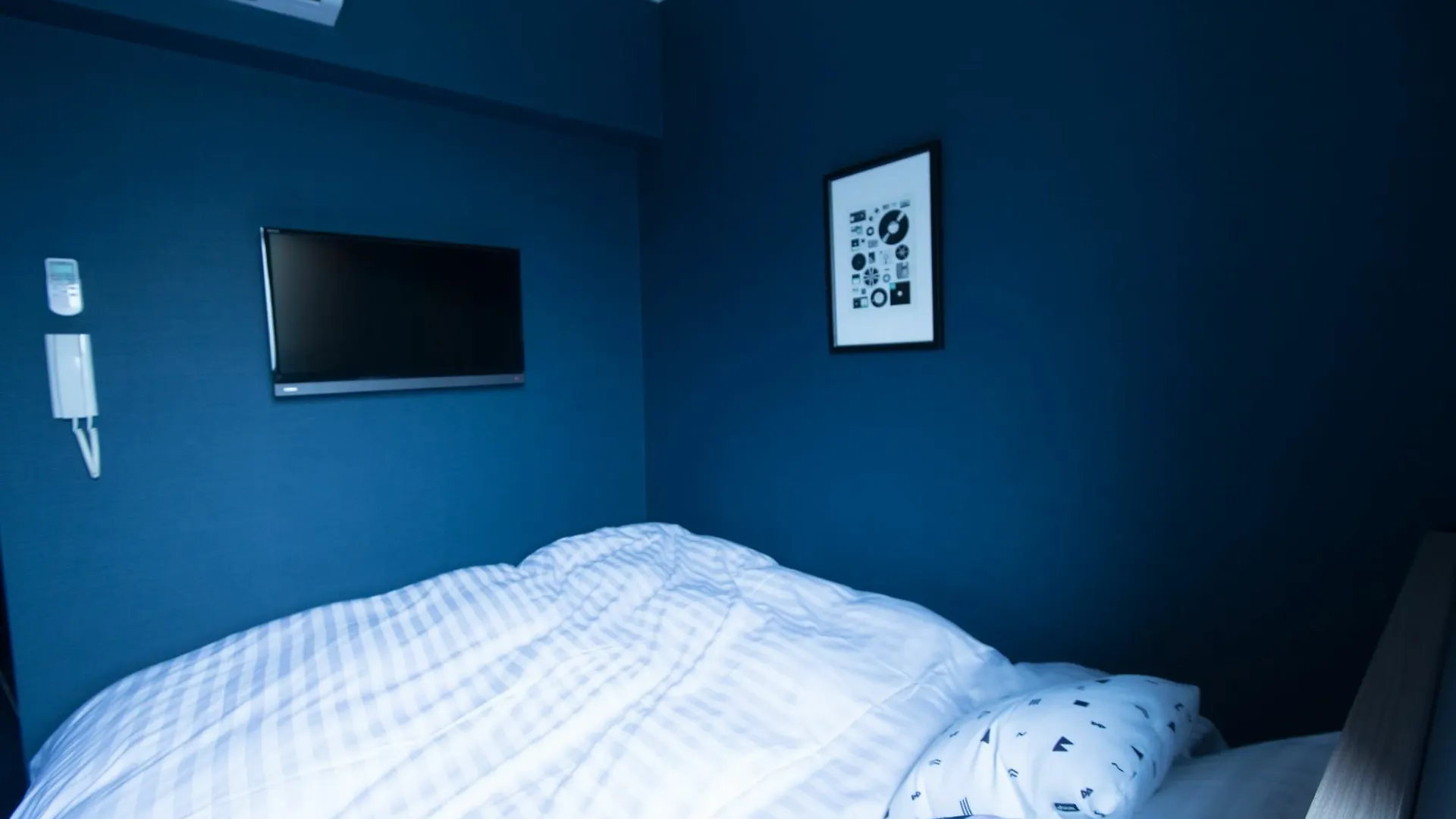Hotel She, Osaka 3*,